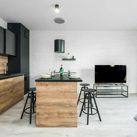 Exclusive With Terrace By Renters Apartament